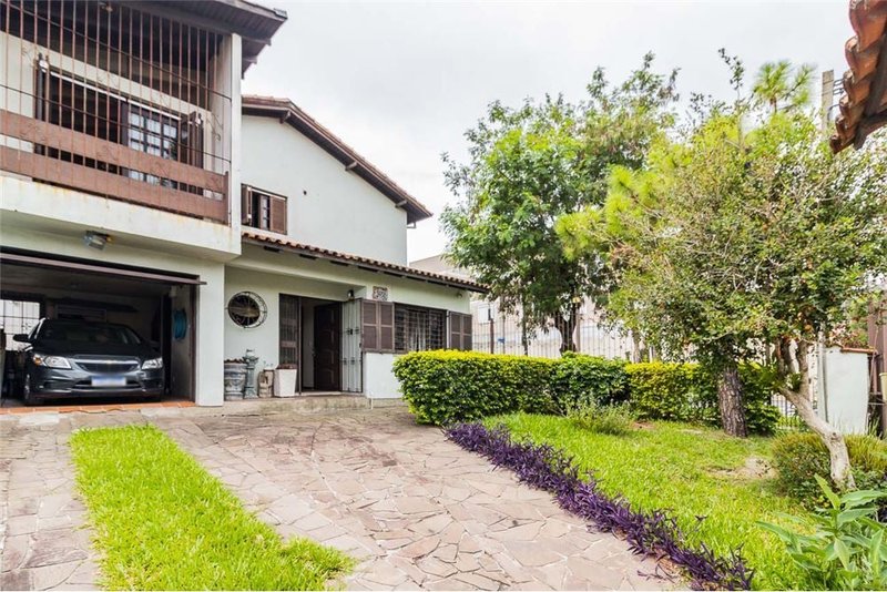 Casa com 313m² na Av Otto Niemeyer Otto Niemeyer Porto Alegre - 