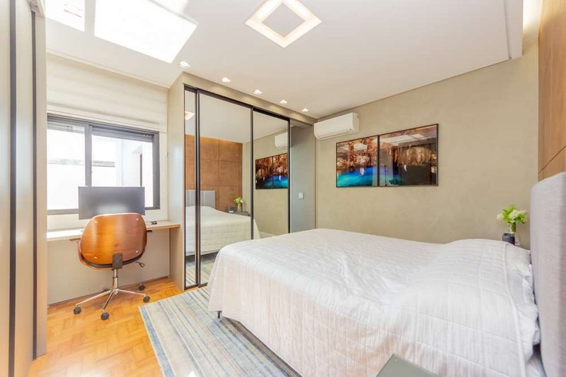 Casa a venda - Vila Mariana - 2 suítes 120m² Doutor Dolzani São Paulo - 