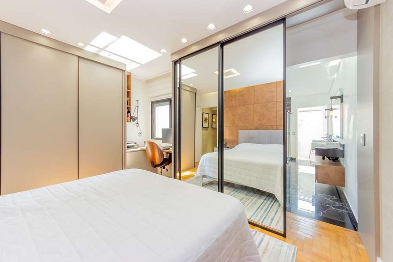Casa a venda - Vila Mariana - 2 suítes 120m² Doutor Dolzani São Paulo - 