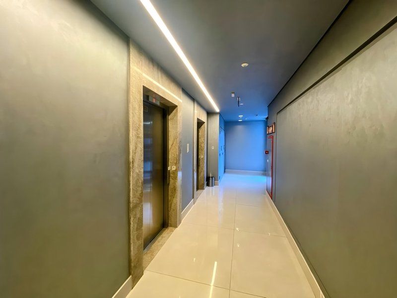R$ 690.000 - FLOAT RESIDENCES - LINDO APARTAMENTO - 43M2 - 1 DORM - VISTA - 1 VAGA Avenida Senador Tarso Dutra Porto Alegre - 