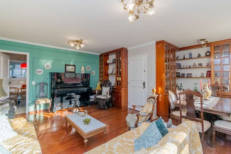Apartamento a venda - Moema -1 suíte 129m² Araguari São Paulo - 