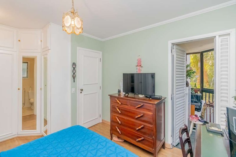 Apartamento a venda - Moema -1 suíte 129m² Araguari São Paulo - 