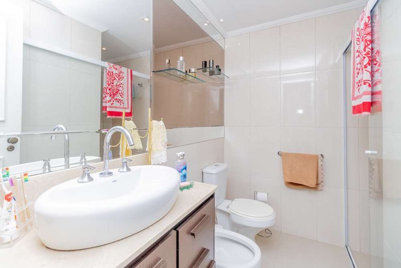 Apartamento a venda - Moema -1 suíte 129m² Araguari São Paulo - 