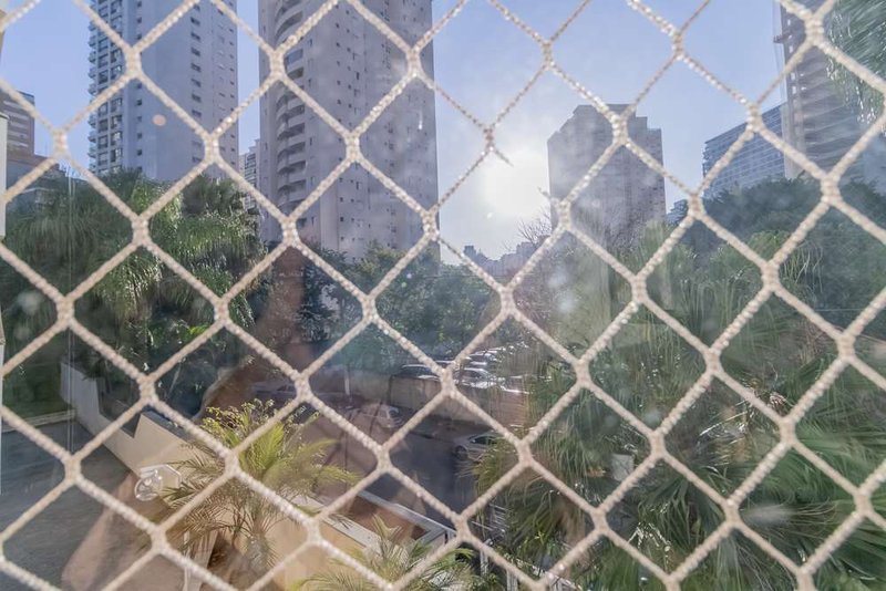 Apartamento a venda - Moema -1 suíte 129m² Araguari São Paulo - 