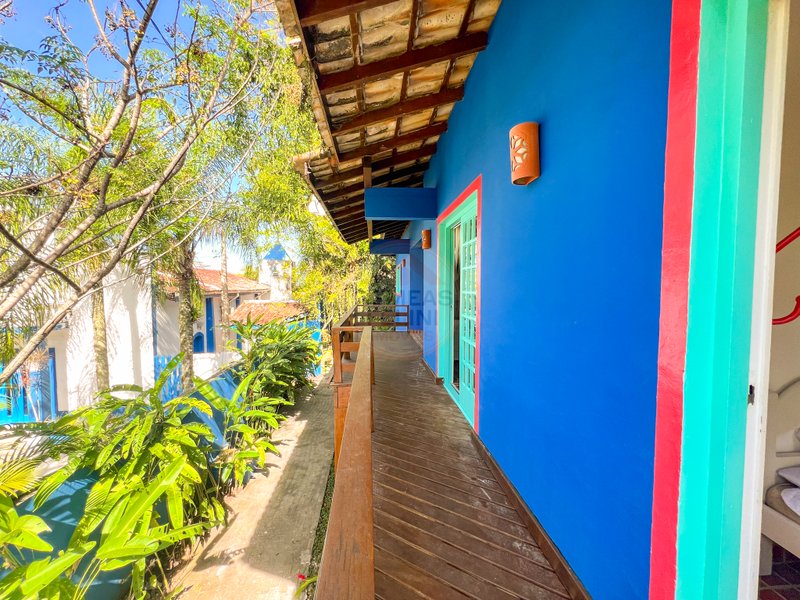 Casa Grandiosa Pé na Areia na Praia de Juquehy com Amplo Jardim - LOCAÇÃO MENSAL - São Sebastião - 