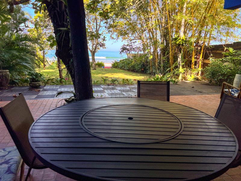 Casa Grandiosa Pé na Areia na Praia de Juquehy com Amplo Jardim - LOCAÇÃO MENSAL - São Sebastião - 