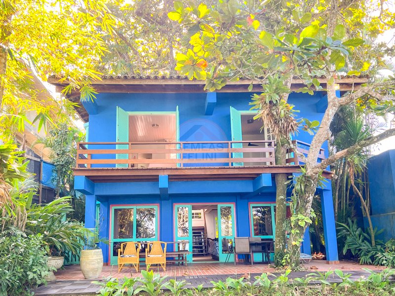 Casa Grandiosa Pé na Areia na Praia de Juquehy com Amplo Jardim - LOCAÇÃO MENSAL - São Sebastião - 