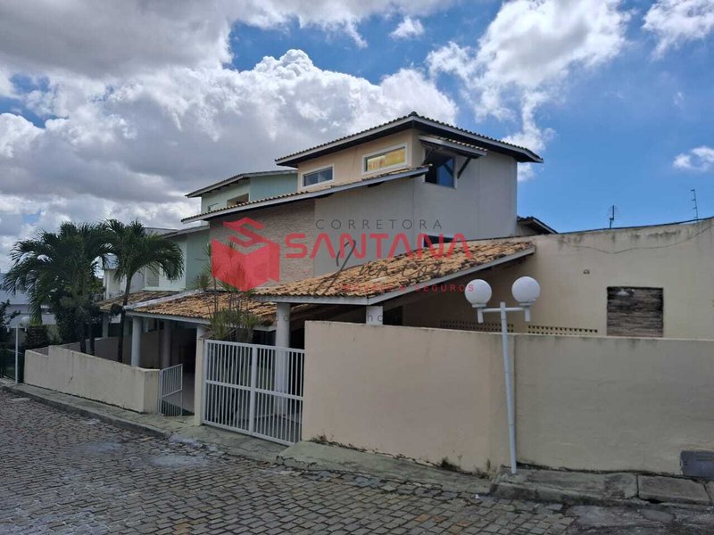 Casa em Condomínio com 4/4 em Salvador  (INDISPONÍVEL) Rua Encontro das Árvores Salvador - 