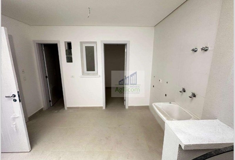 CASA DE CONDOMÍNIO À VENDA EM ALTO DA BOA VISTA COM 4 DORMTÓRIOS E 4 VAGAS Rua Comendador Elias Zarzur São Paulo - 
