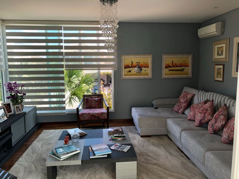Ampla residência no Residencial Morada dos Lagos - Barueri - 