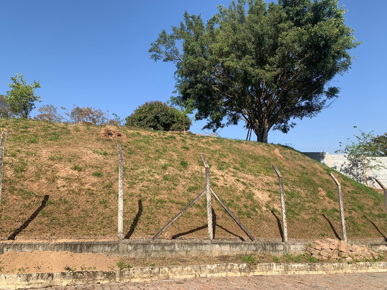 Terreno em condomínio de chácaras pronto para construir Estrada Vicinal Mario Covas Mairinque - 