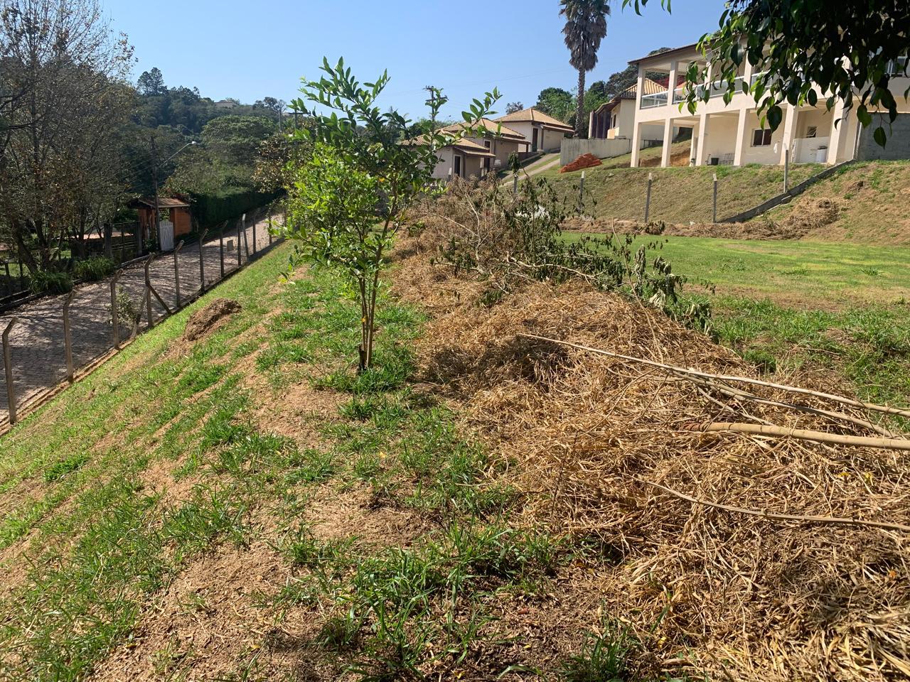 Terreno em condomínio de chácaras pronto para construir Estrada Vicinal Mario Covas Mairinque - 