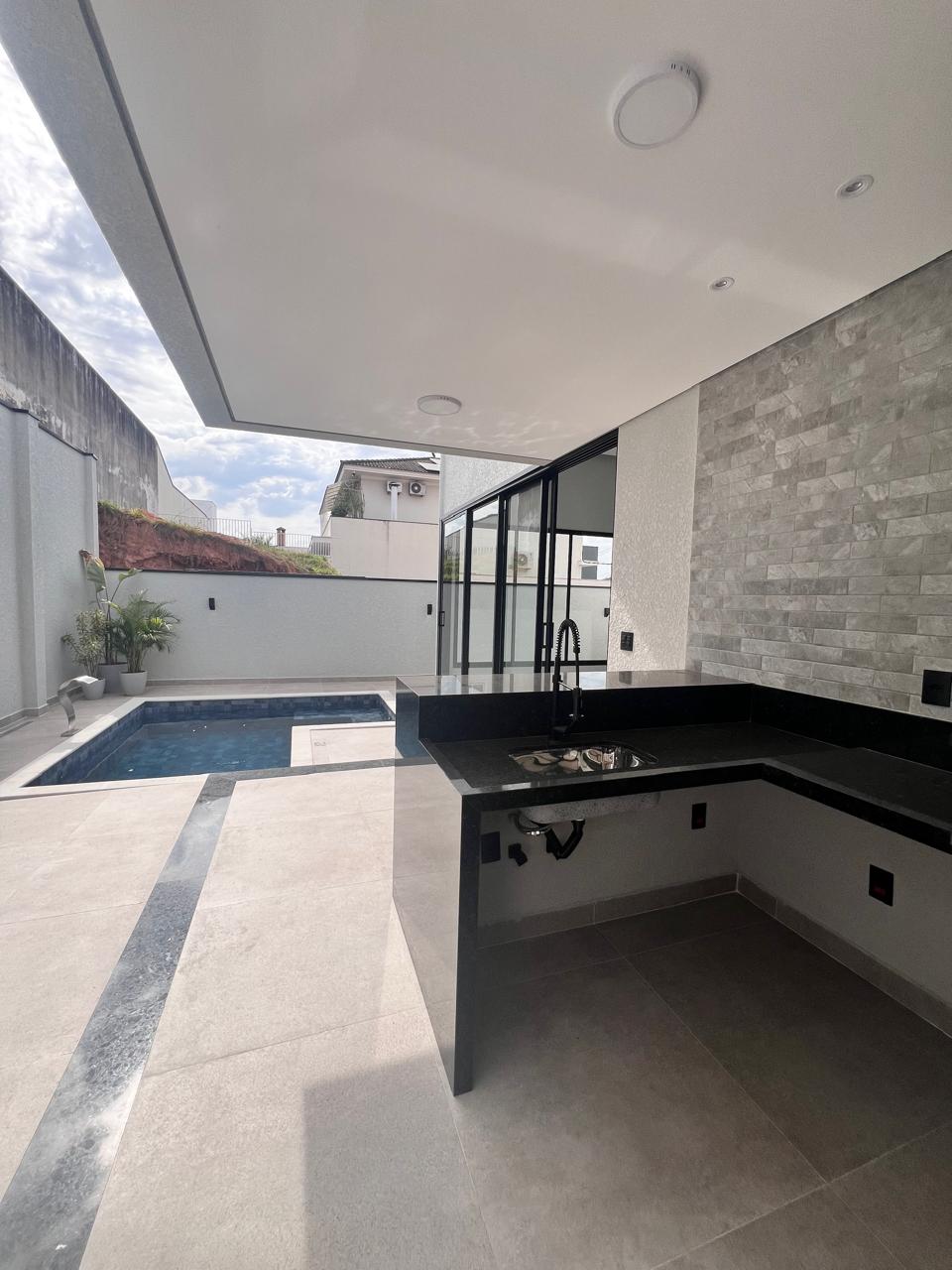 Casa com 3 dormit&oacute;rios &agrave; venda,260 m&sup2; - Condom&iacute;nio Aldeia da Mata - Votorantim - SP Avenida Rogério Cassola Votorantim - 