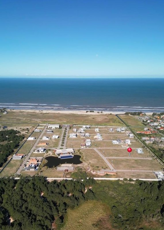 Terreno no Condomínio Arenas, em Curumim, Capão da Canoa Rua Ipanema Capão da Canoa - 