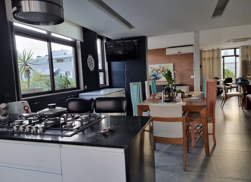 Cobertura única linear no Jardim Oceânico - Rio de Janeiro - 