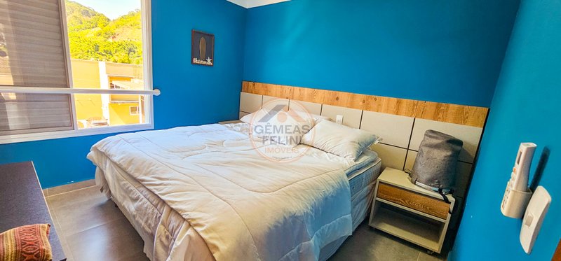 * OPORTUNIDADE* Casa em condomínio na Av. principal da Praia de Juquehy - À VENDA Avenida Mãe Bernarda São Sebastião - 