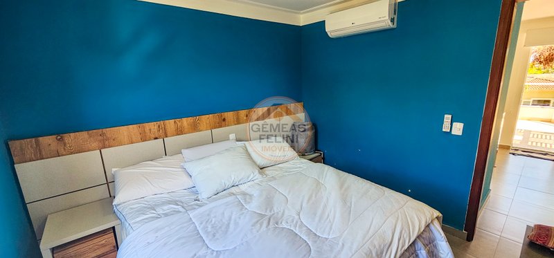 * OPORTUNIDADE* Casa em condomínio na Av. principal da Praia de Juquehy - À VENDA Avenida Mãe Bernarda São Sebastião - 