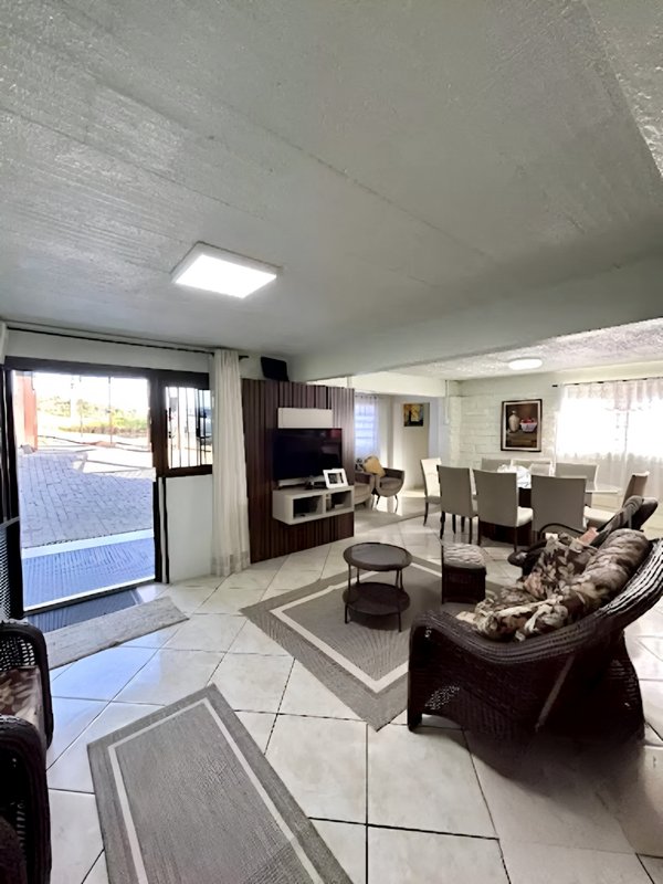 R$ 770.000 - BELO SÍTIO DE LAZER/MORADIA - CASA DE 120M2 - 5.600M2 - PURA NATUREZA Rua Sebastião Bristotti Taquara - 