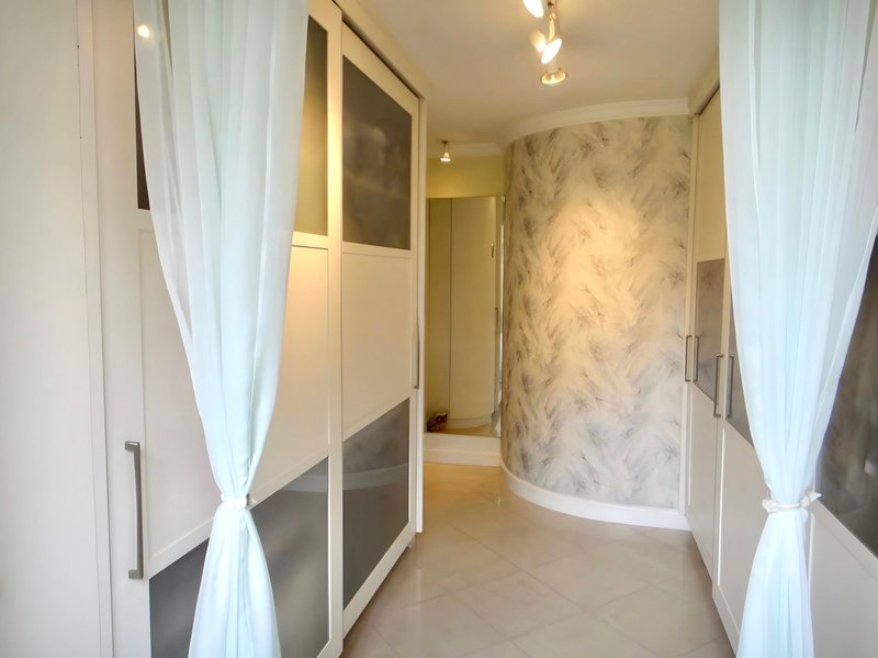 R$ 490.000 - PORTEIRA FECHADA - ÓTIMO APARTAMENTO - 106M2 - 2 DORM - 2 VAGAS - DEPÓSITO Travessa Dezenove de Novembro Porto Alegre - 