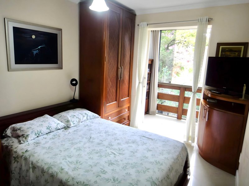 R$ 490.000 - PORTEIRA FECHADA - ÓTIMO APARTAMENTO - 106M2 - 2 DORM - 2 VAGAS - DEPÓSITO Travessa Dezenove de Novembro Porto Alegre - 