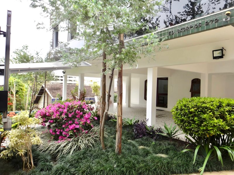 R$ 490.000 - PORTEIRA FECHADA - ÓTIMO APARTAMENTO - 106M2 - 2 DORM - 2 VAGAS - DEPÓSITO Travessa Dezenove de Novembro Porto Alegre - 