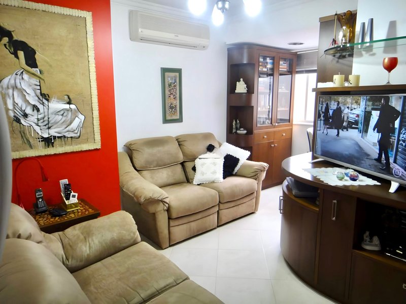 R$ 490.000 - PORTEIRA FECHADA - ÓTIMO APARTAMENTO - 106M2 - 2 DORM - 2 VAGAS - DEPÓSITO Travessa Dezenove de Novembro Porto Alegre - 