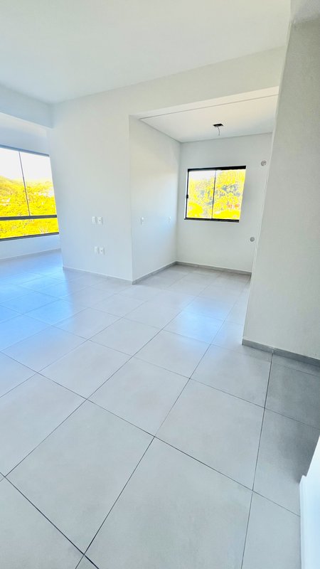 APARTAMENTO COM 2 DORMITÓRIOS EM TOMÁS COELHO - Brusque - 