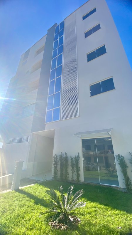 APARTAMENTO COM 2 DORMITÓRIOS NA AZAMBUJA - Brusque - 