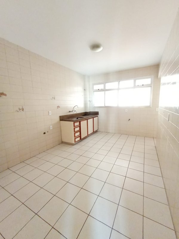 Apartamento com 3 dormitórios à venda, 175 m² por R$ 800.000 - Centro - Nova Friburgo/RJ - Nova Friburgo - 