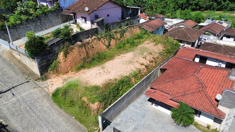 TERRENO NO BAIRRO ÁGUAS CLARAS - Brusque - 