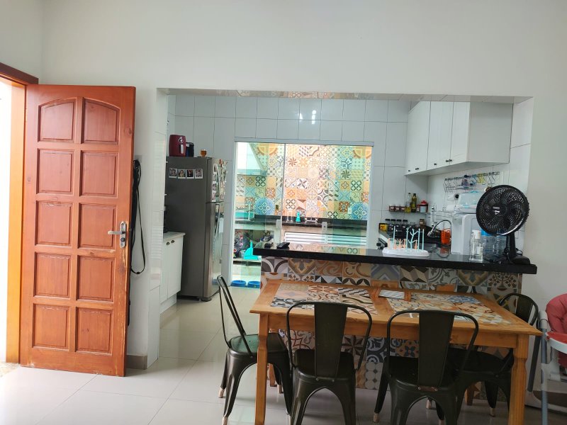 Casa com 3 Quartos e 2 banheiros à Venda, 120 m² por R$ 650.000 Rua Manacapuru São Paulo - 