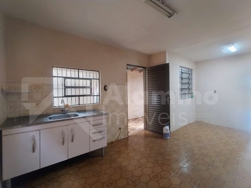 JARDIM PERDIZES - RESIDÊNCIA 02 DORM. SENDO 01 SUÍTE  Bauru - 