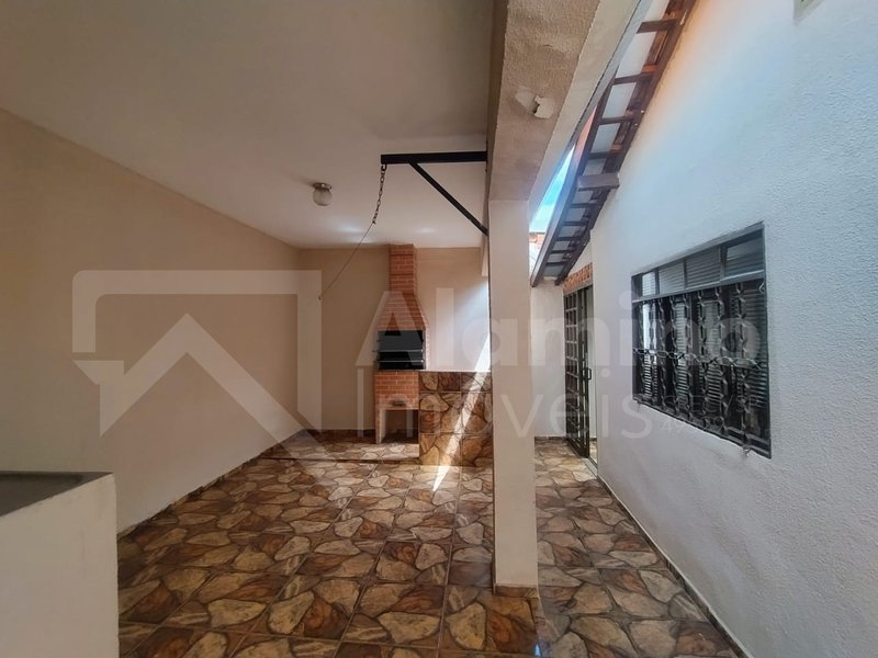 JARDIM PERDIZES - RESIDÊNCIA 02 DORM. SENDO 01 SUÍTE  Bauru - 