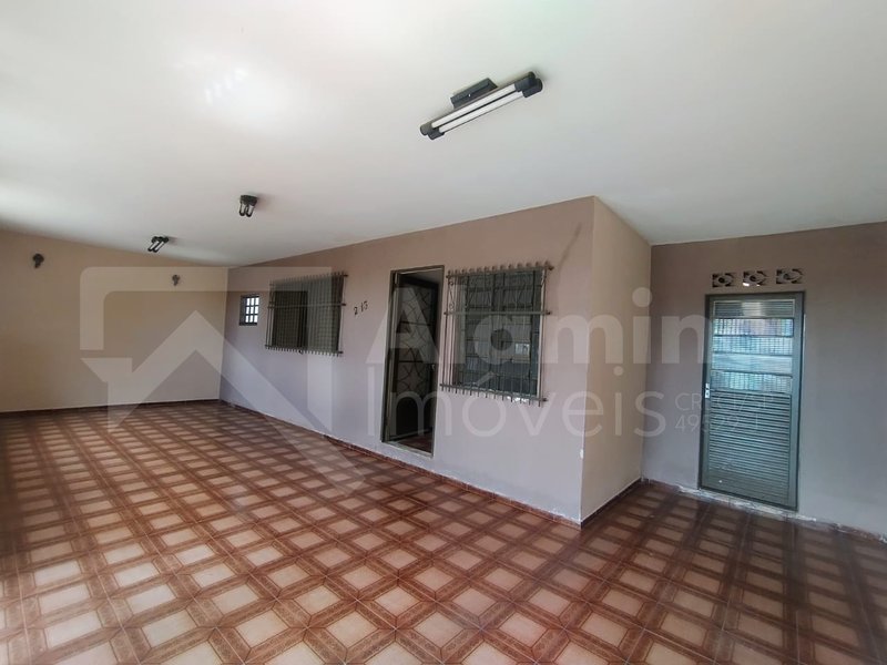 JARDIM PERDIZES - RESIDÊNCIA 02 DORM. SENDO 01 SUÍTE  Bauru - 