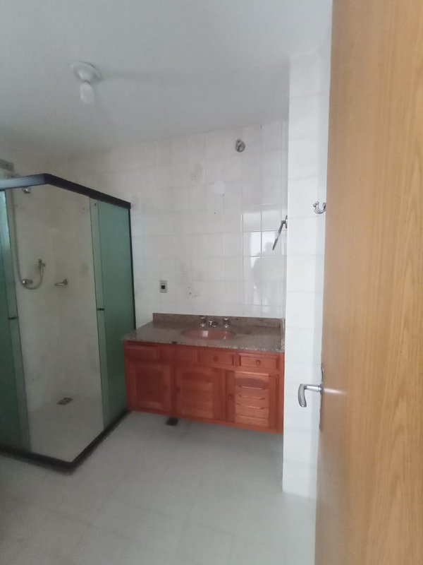 Apartamento com 2 dormitórios à venda, 122 m² por R$ 650.000 - Centro - Nova Friburgo/RJ - Nova Friburgo - 