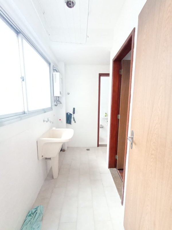 Apartamento com 2 dormitórios à venda, 122 m² por R$ 650.000 - Centro - Nova Friburgo/RJ - Nova Friburgo - 