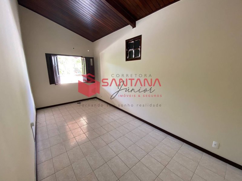 Casa com 4/4 sendo 2 suítes em Vilas do Atlântico. (INDISPONÍVEL) Alameda Praia de Imbe Lauro de Freitas - 