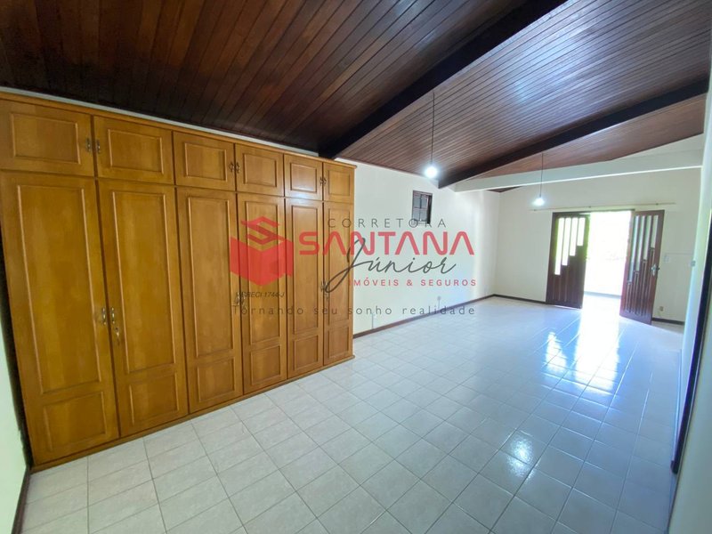 Casa com 4/4 sendo 2 suítes em Vilas do Atlântico. (INDISPONÍVEL) Alameda Praia de Imbe Lauro de Freitas - 