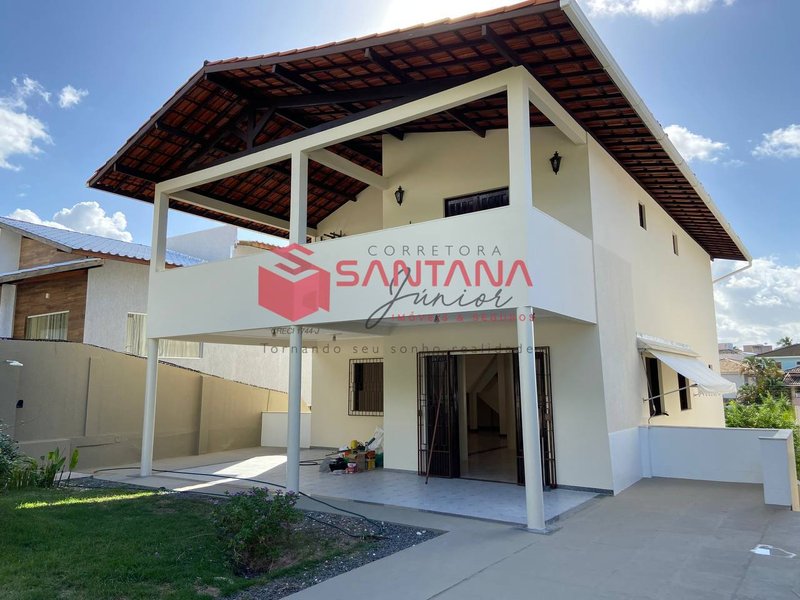 Casa com 4/4 sendo 2 suítes em Vilas do Atlântico. (INDISPONÍVEL) Alameda Praia de Imbe Lauro de Freitas - 