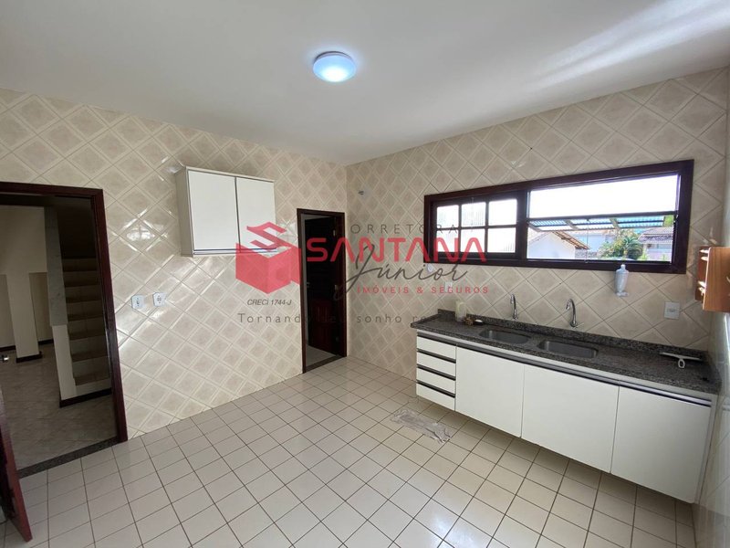 Casa com 4/4 sendo 2 suítes em Vilas do Atlântico. (INDISPONÍVEL) Alameda Praia de Imbe Lauro de Freitas - 