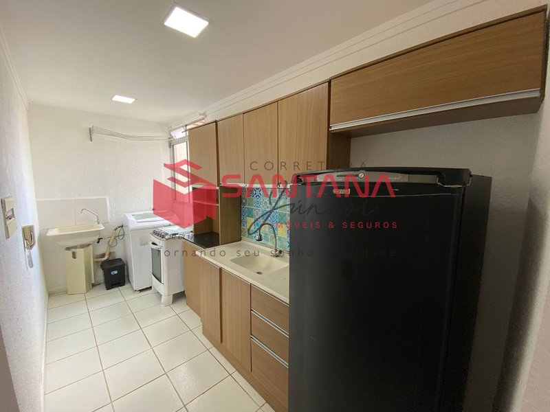Apartamento 2/4 semi mobiliado no Caji.  (INDISPONÍVEL) Rua José Leite Lauro de Freitas - 