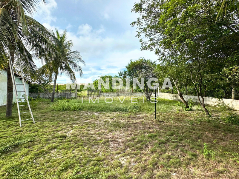 Sítio localizado entre as Praias de Canoa Quebrada e Majorlância 62800-000 Aracati - 