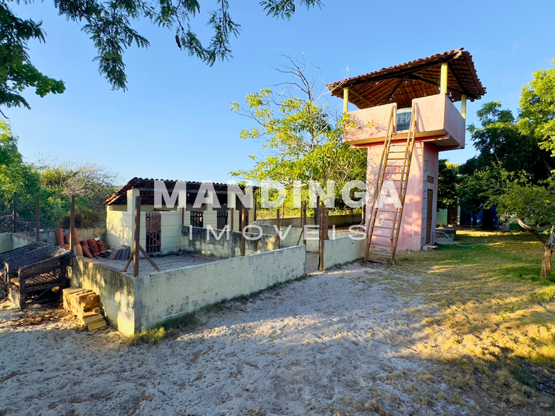 Sítio localizado entre as Praias de Canoa Quebrada e Majorlância 62800-000 Aracati - 