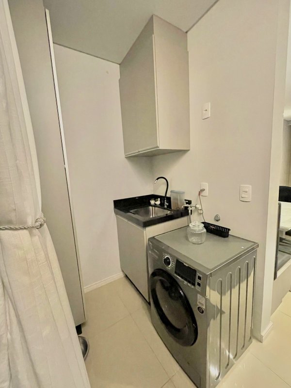 APARTAMENTO COM 2 DORMITÓRIOS NO SÃO LUIZ - Brusque - 