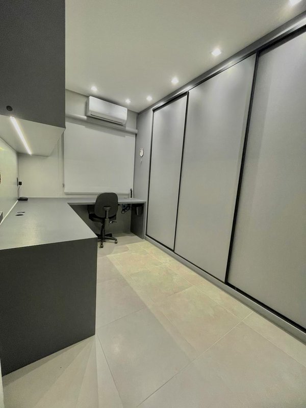 APARTAMENTO COM 1 SUÍTE MAIS 1 DORMITÓRIO NO BRUSCHAL - Brusque - 