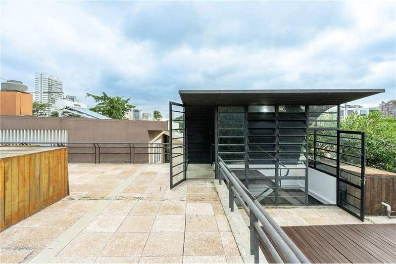 Casa a venda - Vila Madalena - 3 dormitórios 212m² Luis Murat São Paulo - 