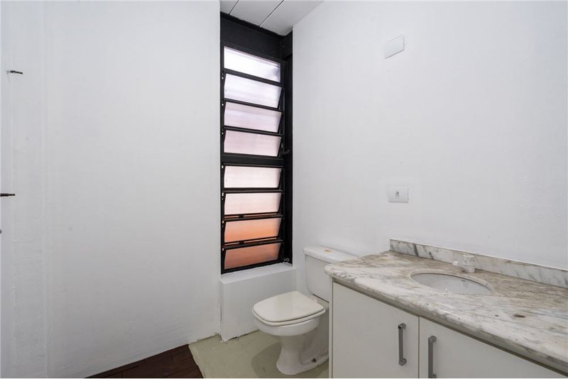 Casa a venda - Vila Madalena - 3 dormitórios 212m² Luis Murat São Paulo - 
