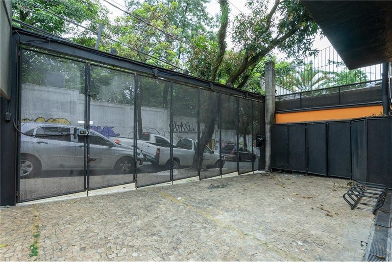 Casa a venda - Vila Madalena - 3 dormitórios 212m² Luis Murat São Paulo - 