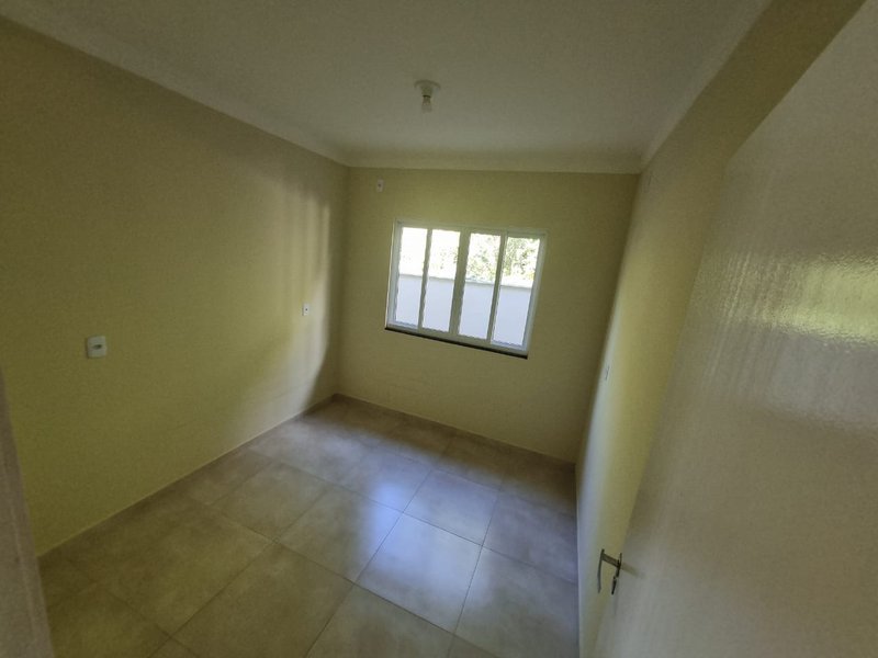 CASA COM 1 SUÍTE MAIS 2 DORMITÓRIOS EM DOM JOAQUIM - Brusque - 
