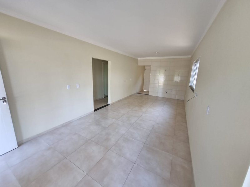 CASA COM 1 SUÍTE MAIS 2 DORMITÓRIOS EM DOM JOAQUIM - Brusque - 